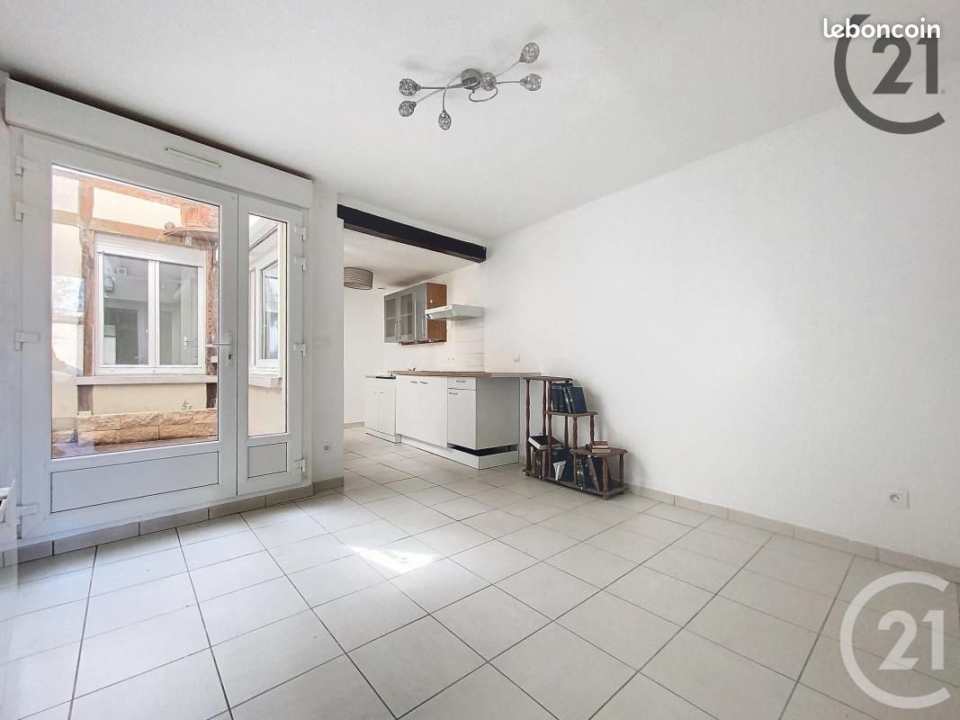 Appartement 3 pièces 45 m² · à Sens · 45 m² · 580 €