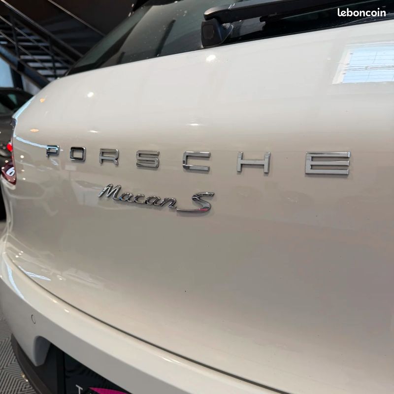 PORSCHE MACAN 3.0 V6 340 ch S PDK / TOIT OUVRANT / CAMERA DE RECUL / CUIR ETENDU (image 34)
