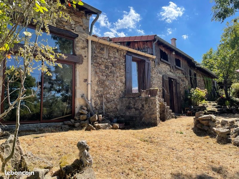 Maison 6 pièces 315 m² · à Saint-Marcel-lès-Annonay · 315 m² · 234 000 €