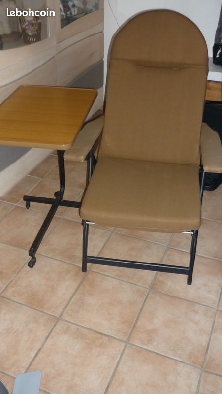 Chaise multi positions + Table médical (image 1)