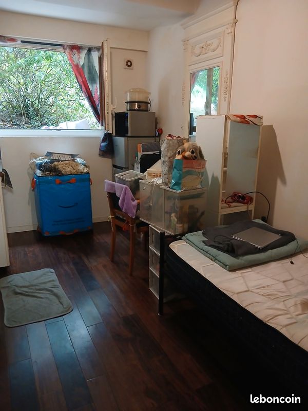 Appartement 1 pièce 12 m² · à Versailles · 12,4 m² · 550 €/mois