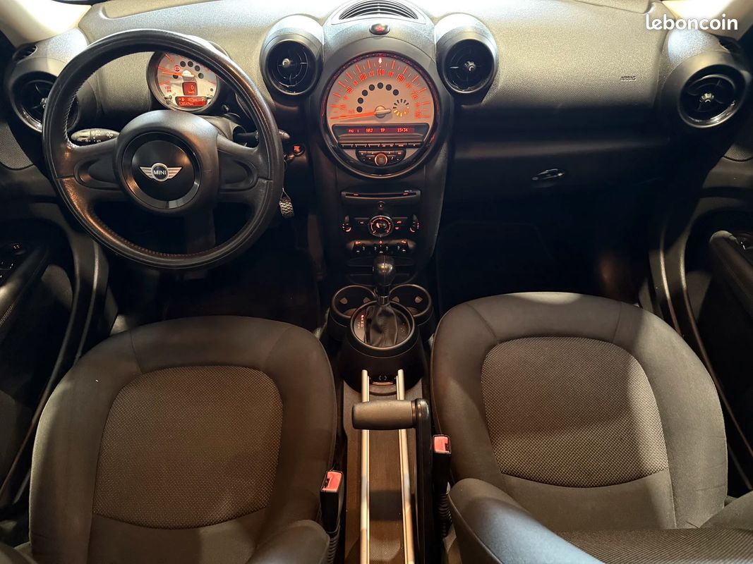 Mini COUNTRYMAN Cooper D (image 7)