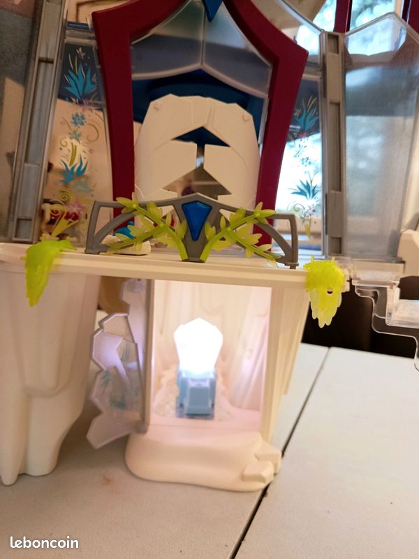 Playmobil le grand château de cristal, reine des neiges (image 4)