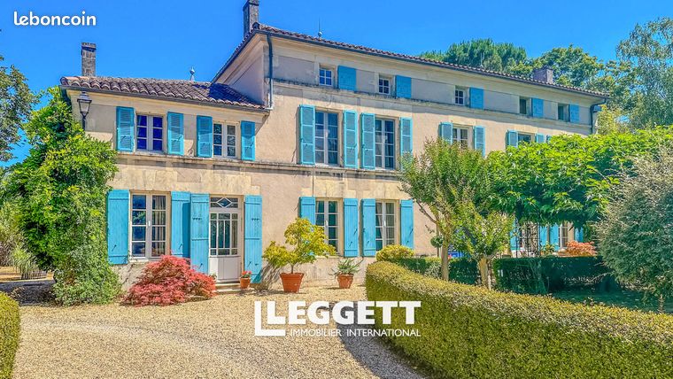 Maison 9 pièces 295 m²