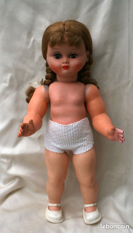Poupée ancienne poupée en porcelaine 37 cm. État = voir photos