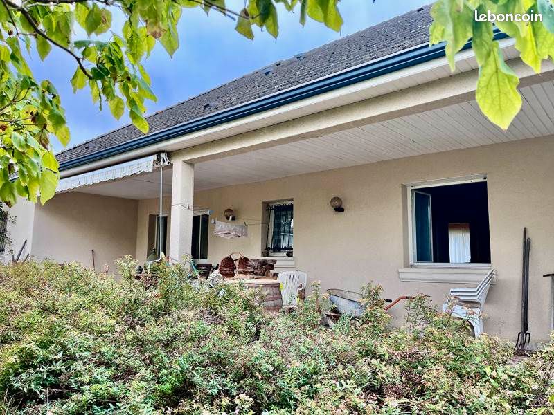 Maison 5 pièces 131 m² · à Prémilhat · 131 m² · 223 650 €