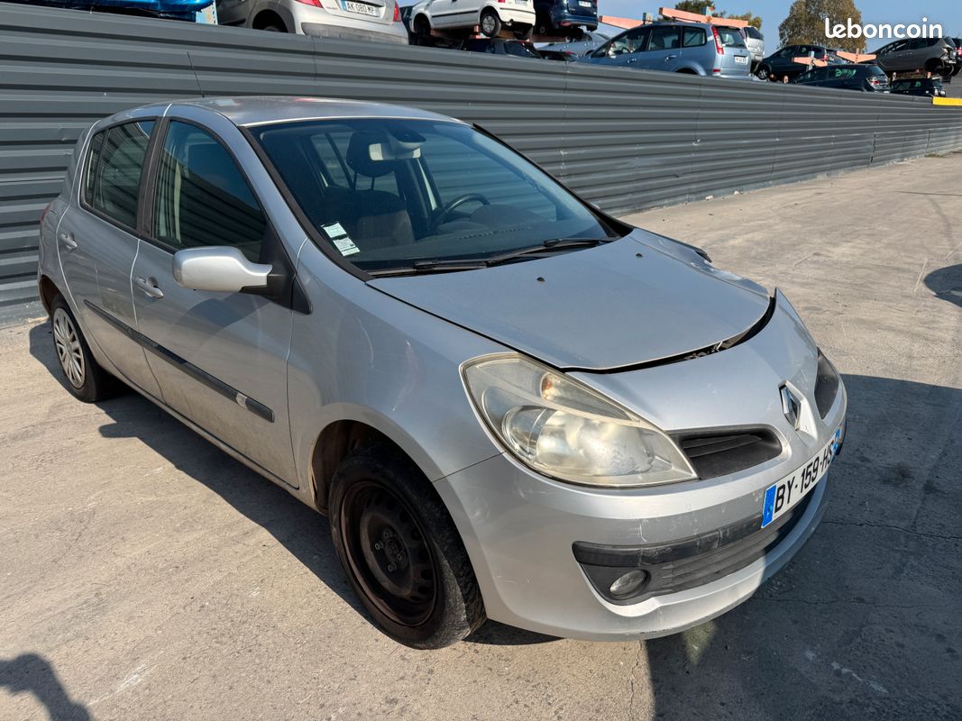 Pièces Clio 3 phase 1 1.5dci 2008 (image 1)