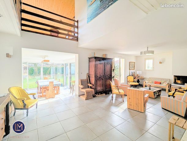 Maison 9 pièces 175 m²