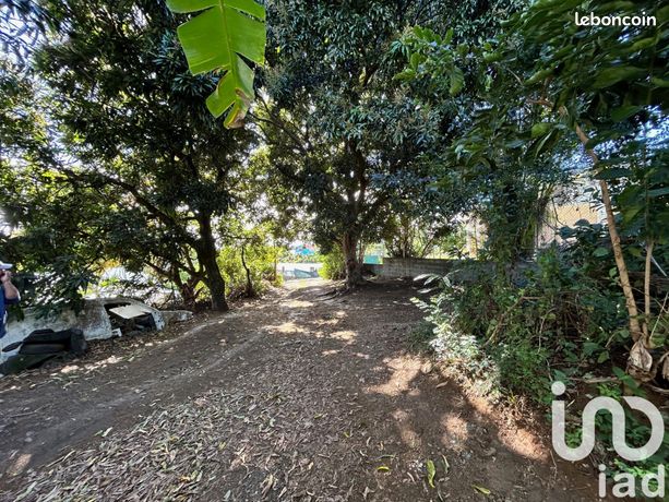 Terrain 579 m² Saint-Denis