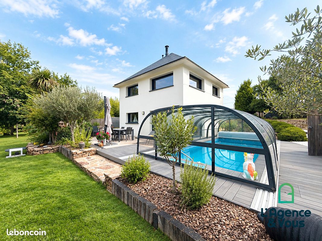 Maison 7 pièces 166 m² · à Kervignac · 165,6 m² · 832 000 €