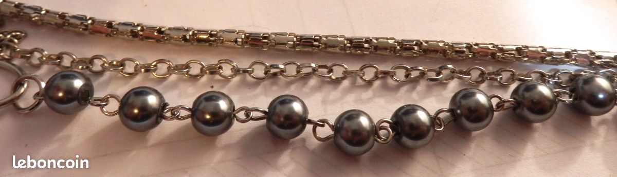 Collier 5 Couches Perles Flottantes Avec Pistolet Métal Gris - Longueur 21 Pouces - Occasion