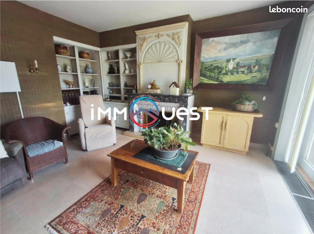 Maison 8 pièces 210 m² · à Fauquembergues · 210 m² · 182 500 €