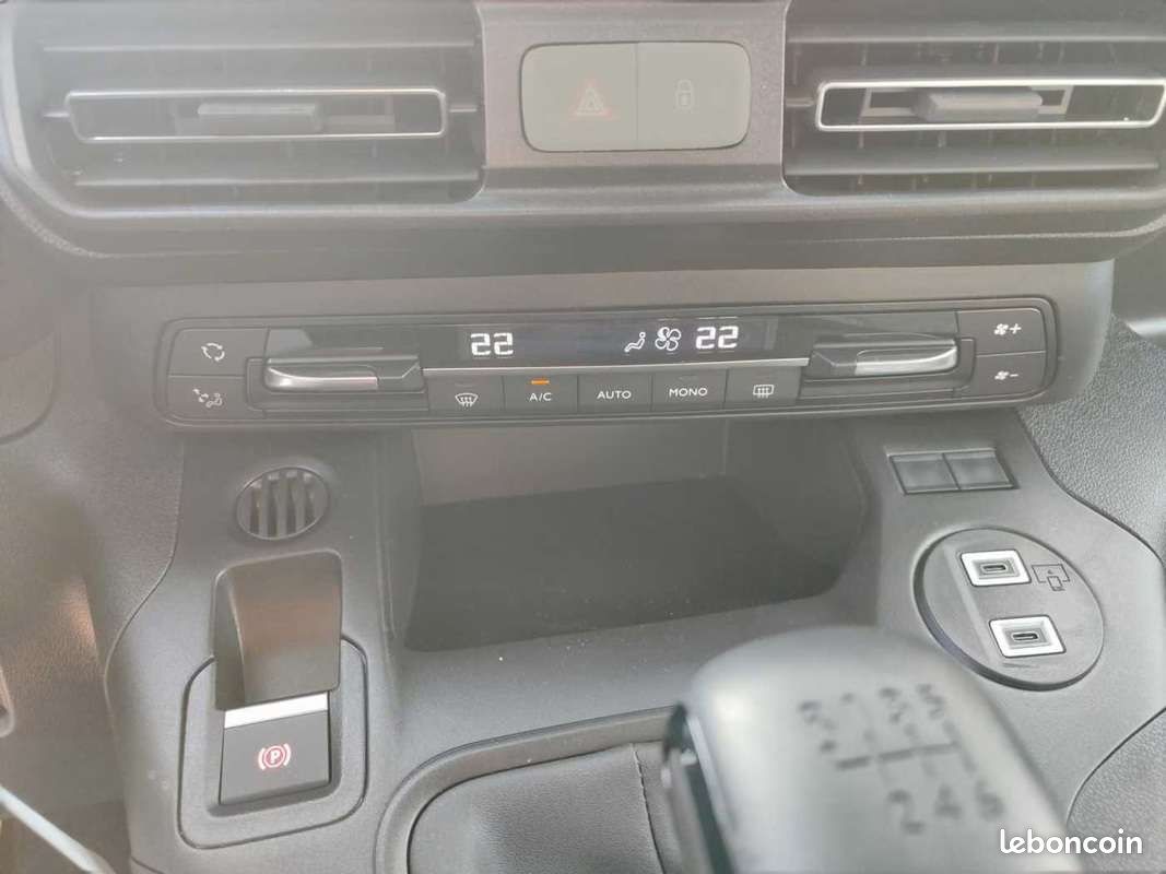 Citroën Berlingo BLUEHDI 100 FEEL PLUS 0MALUS (image 11)