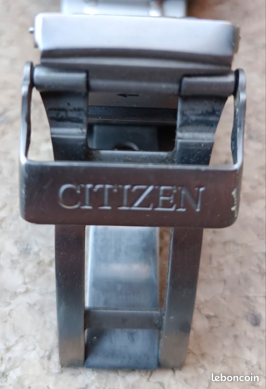 Montre automatique de plongée Citizen (image 3)