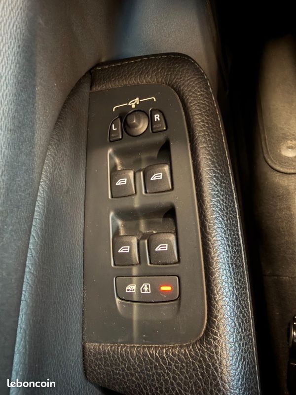 Volvo v60 2.0 t8 390ch phev hybrid inscription luxe awd geartronic bva (image 12)