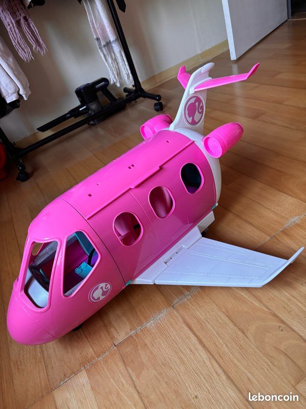 Avion Barbie (image 1)