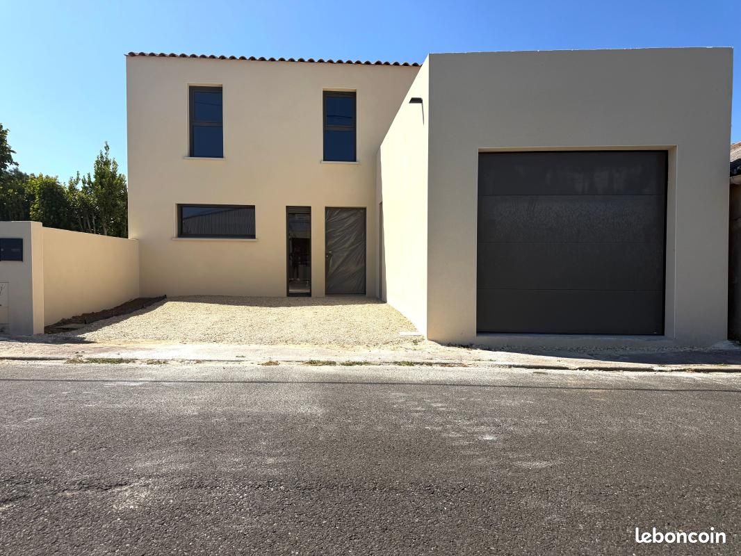 Maison 6 pièces 154 m² · à Saintes · 154 m² · 279 000 €