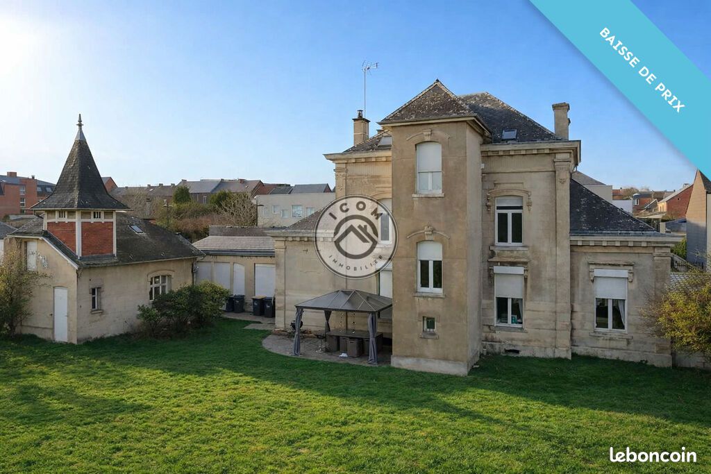 Maison 10 pièces 240 m² · à Hautmont · 240 m² · 235 000 €