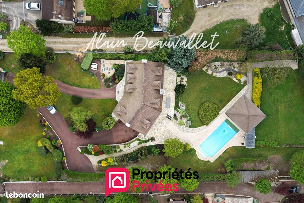 Maison 8 pièces 240 m² · à Boissy-sous-Saint-Yon · 240 m² · 730 000 €