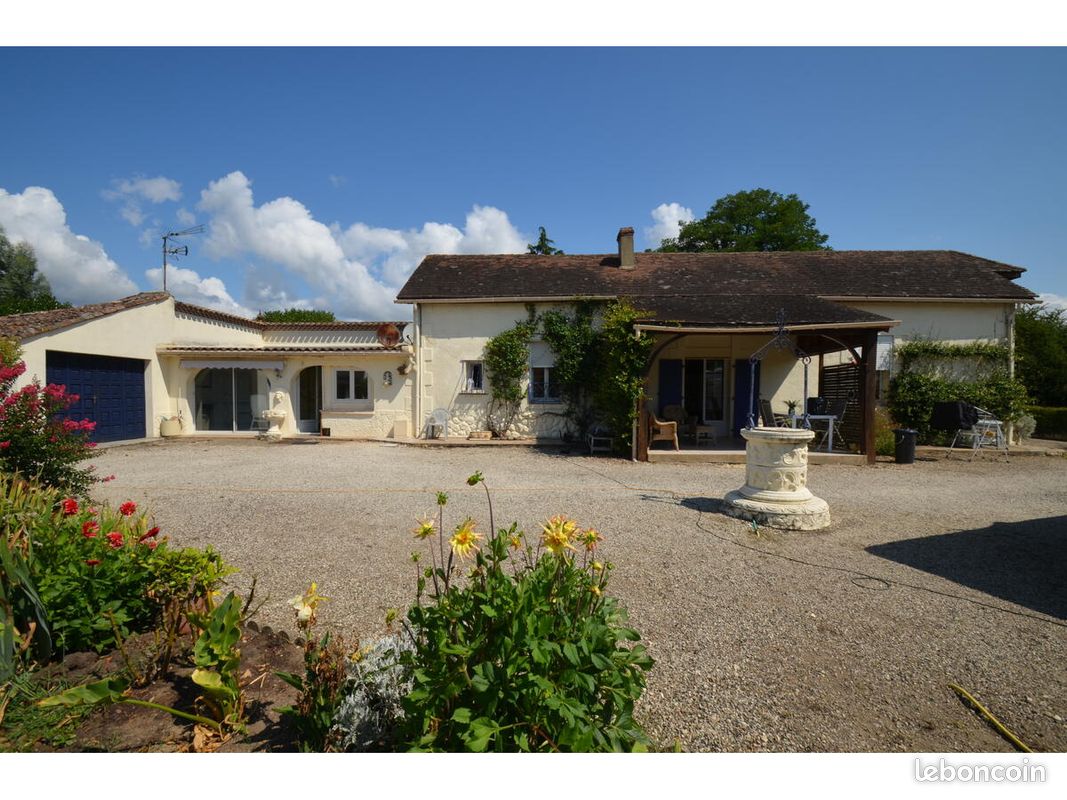 Maison 14 pièces 252 m² · à Prigonrieux · 252 m² · 252 900 €