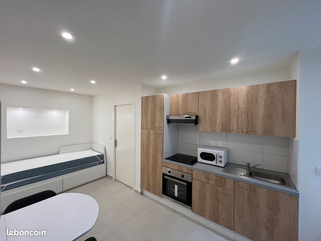 Appartement 1 pièce 17 m² · à Mayenne · 17 m² · 330 €/mois