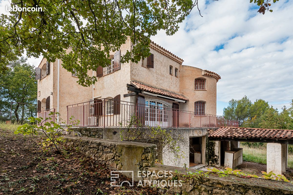 Maison 10 pièces 227 m² · à Éguilles · 227 m² · 895 000 €