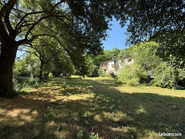 Maison 8 pièces 200 m²