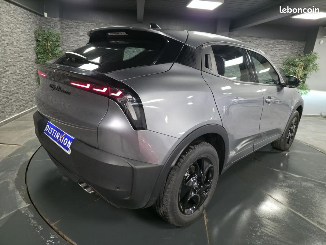 ALFA ROMEO JUNIOR 1.2 Ibrida - 136 - BV eDCT6 (image 5)