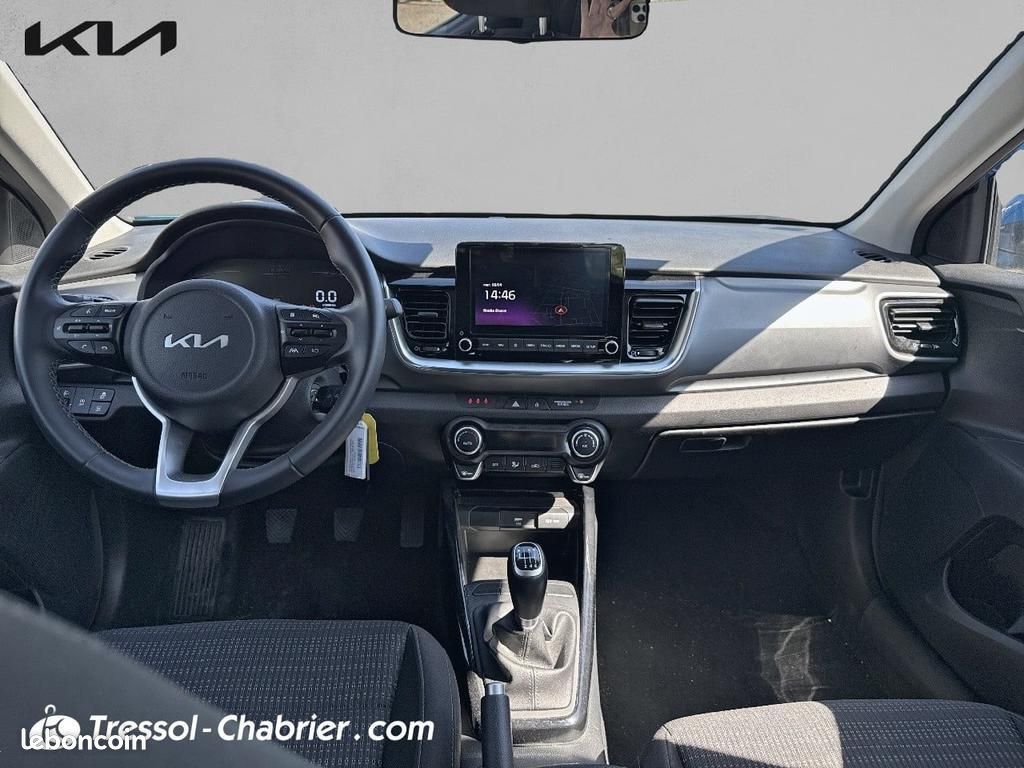 Kia Stonic 1.0 T-GDi 100 ch ISG BVM5 Active (image 10)