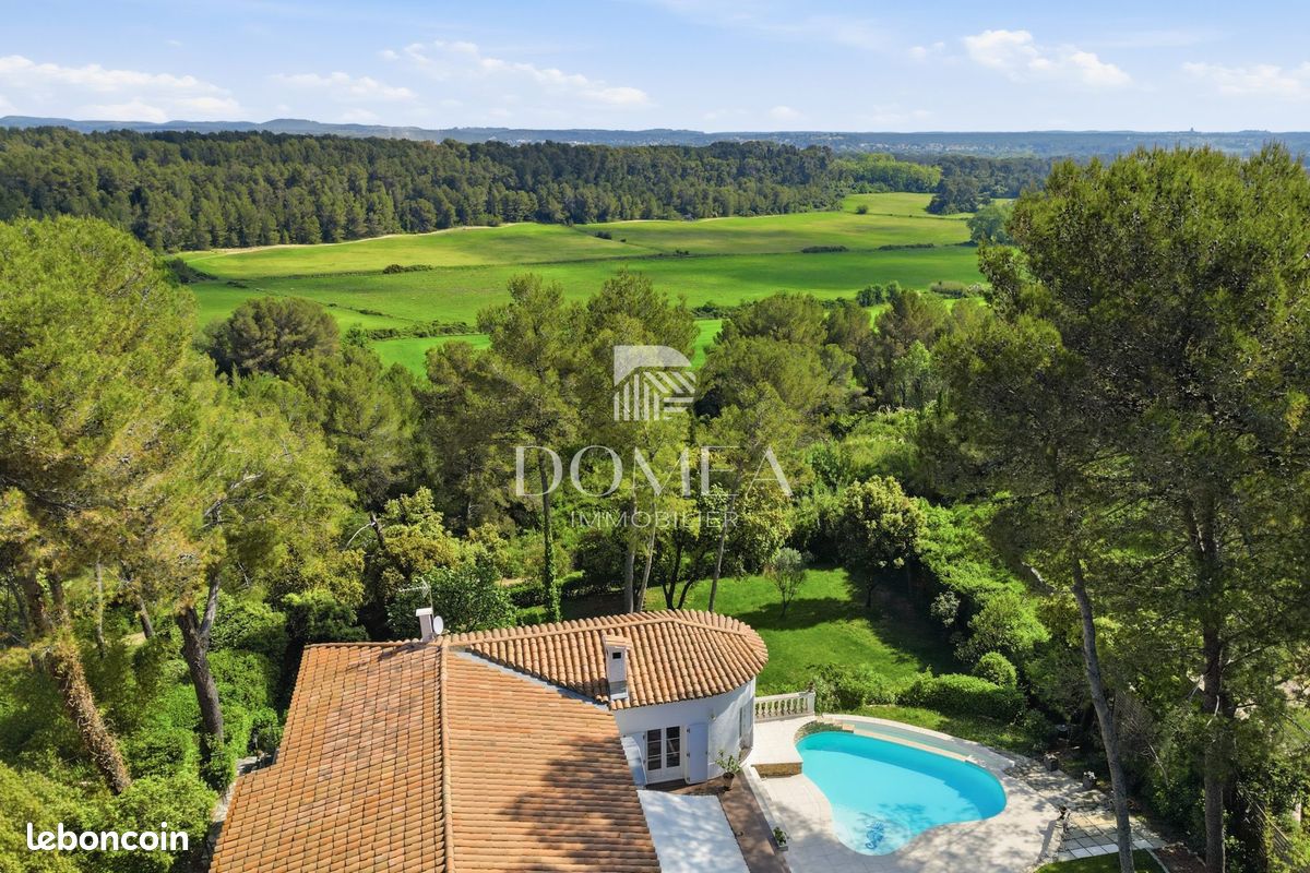 Maison 8 pièces 231 m² · à Montpellier · 231 m² · 990 000 €