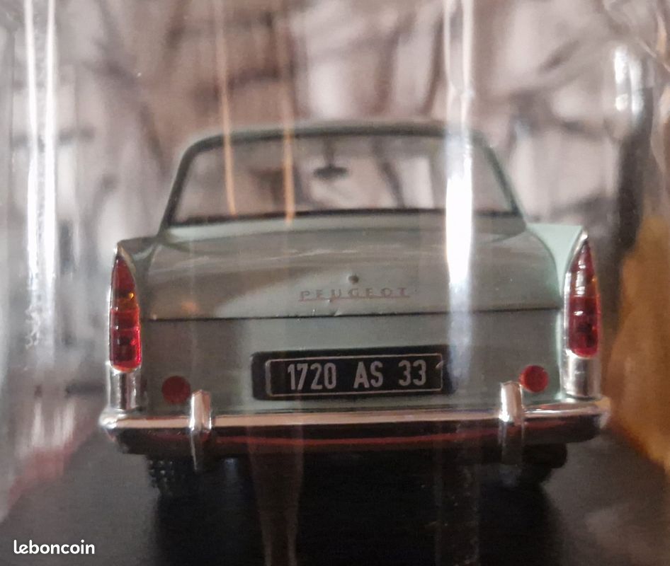 Miniature Peugeot 404 1962 - Échelle 1:24 Hachette - Modèle Diecast En Métal VC048 - Neuf