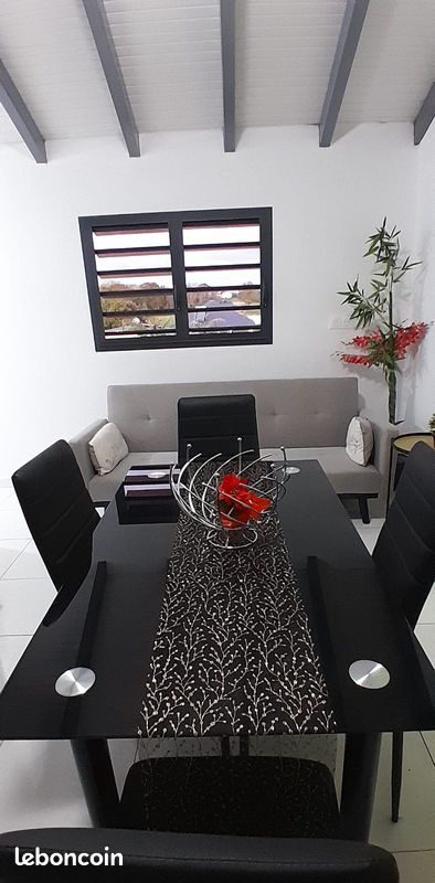Appartement 3 pièces 42 m² · à Port-Louis · 42 m² · 750 €