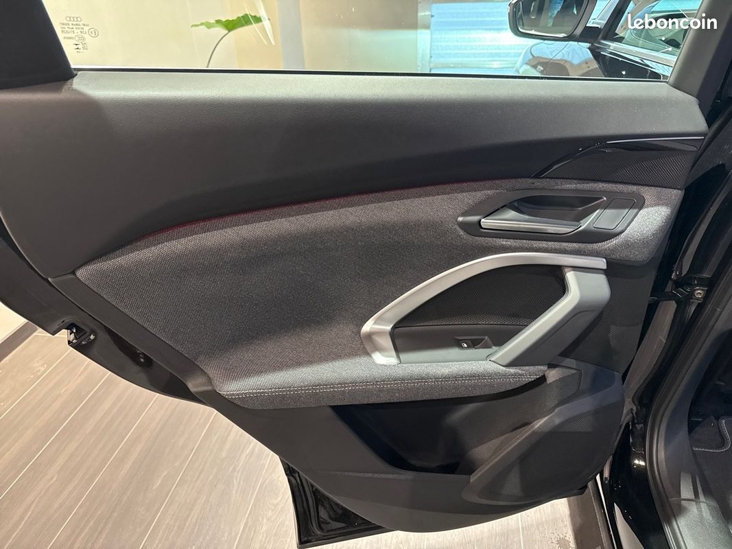 AUDI Q5 e-hybrid 299 ch S tronic 7 Quattro S line (image 28)