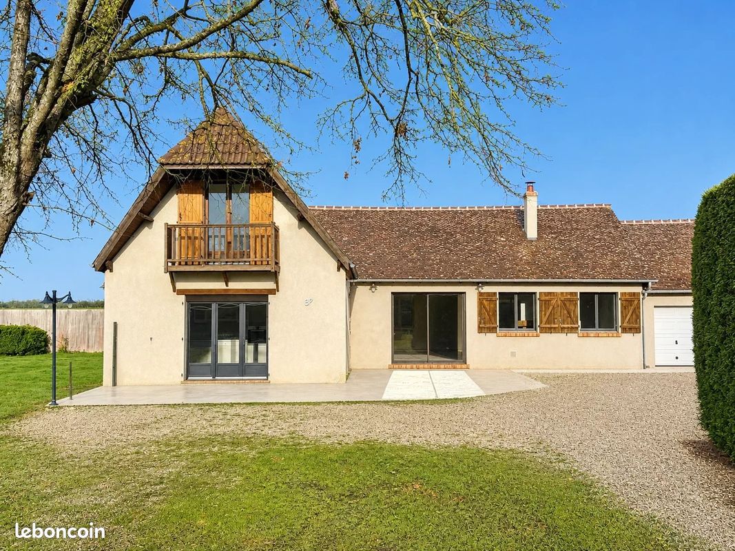 Maison 8 pièces 185 m² · à Sylvains-lès-Moulins · 185 m² · 269 000 €