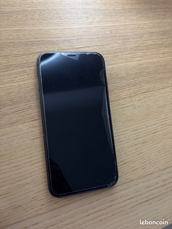 Iphone 11 (image 1)