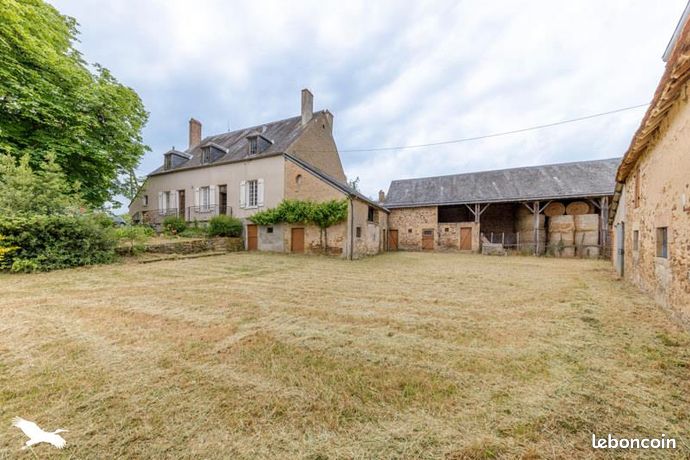 Propriété 4 pièces 102 m²