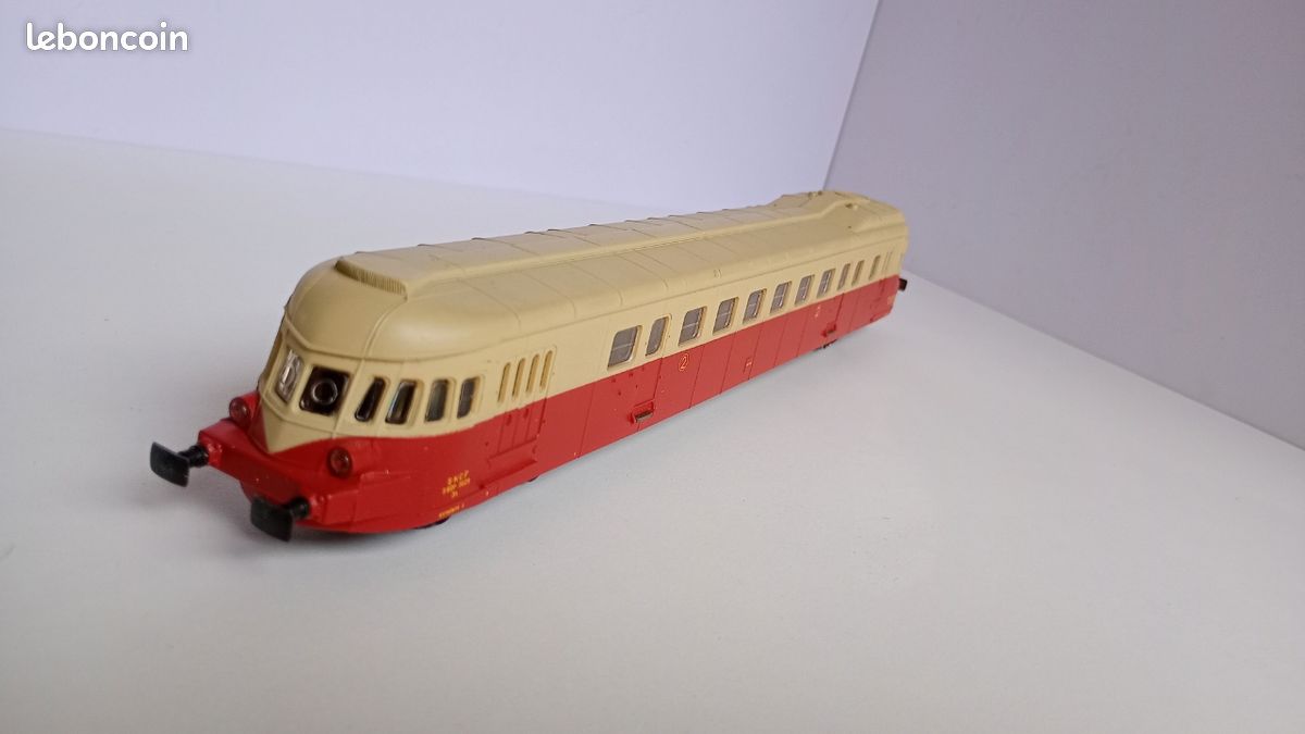 AUTORAIL ABJ4 TRANSMONDIA ROUGE ET CREME SNCF *SOLDES* - AUTORAIL ABJ4