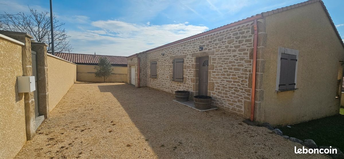 Maison 4 pièces 93 m² · à Saint-Uze · 93 m² · 240 000 €