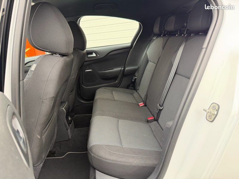 DS Ds4 Crossback So chic 1.6 Blue Hdi 120 CV (image 4)