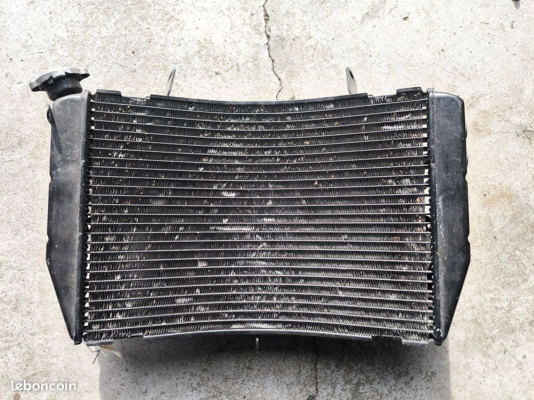 Ventilateur Droit Pour Yamaha R1 (2009-2011) - Occasion En Bon état