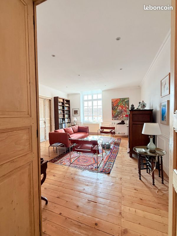 Appartement 5 pièces 145 m² · à Montauban · 145 m² · 302 000 €