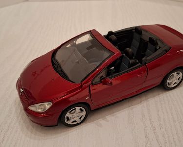 Peugeot 307 CC échelle 1/12 – Miniature Majorette, Neuve Sous Blister