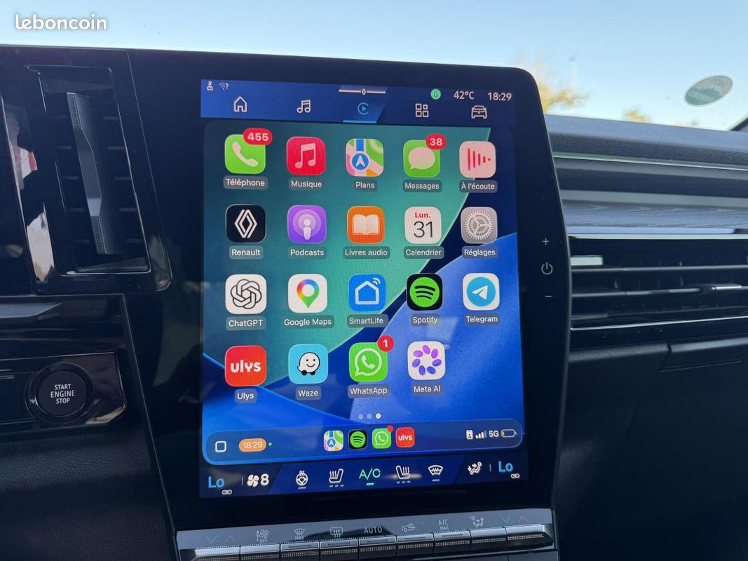 RENAULT AUSTRAL 1.2 E-Tech Hybride 200ch multi-modes Iconic / Apple Carplay / Faible kilométrage (image 6)