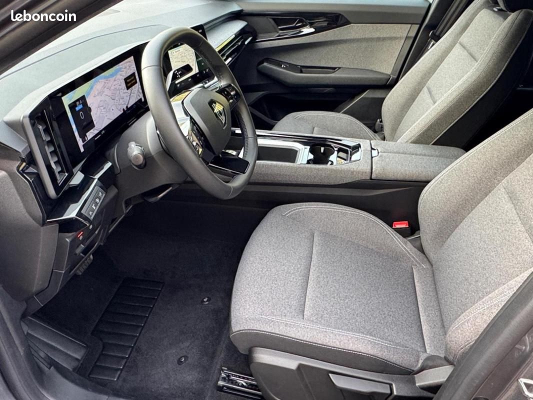 Renault Austral E-Tech hybrid 200 Evolution (image 10)