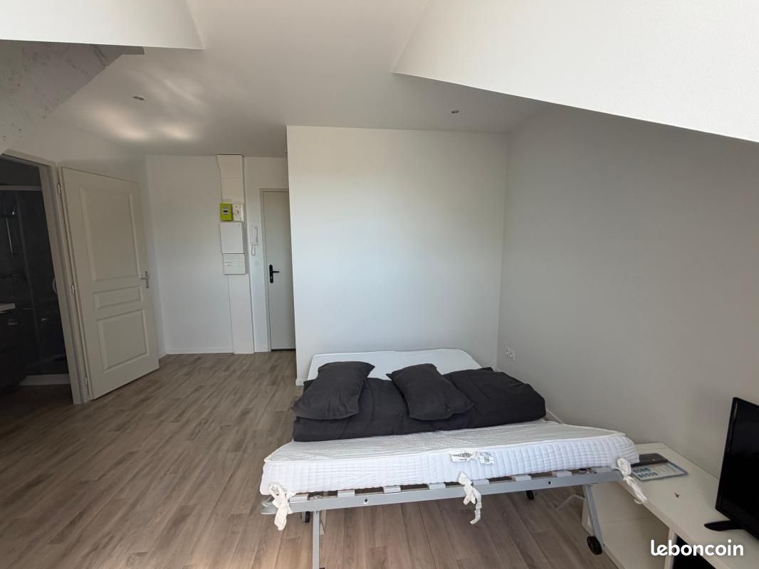 Studio 1 pièce 16 m² (image 2)