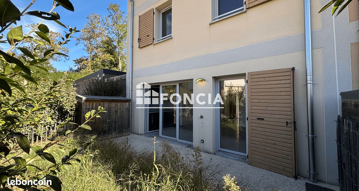 Maison 5 pièces 89 m² · à Fontaines-Saint-Martin · 89 m² · 1 050 €/mois