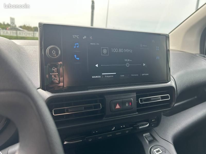 Toyota PROACE CITY Medium Electric 136ch 50 kWh Start Confort 3P MY25 (image 29)