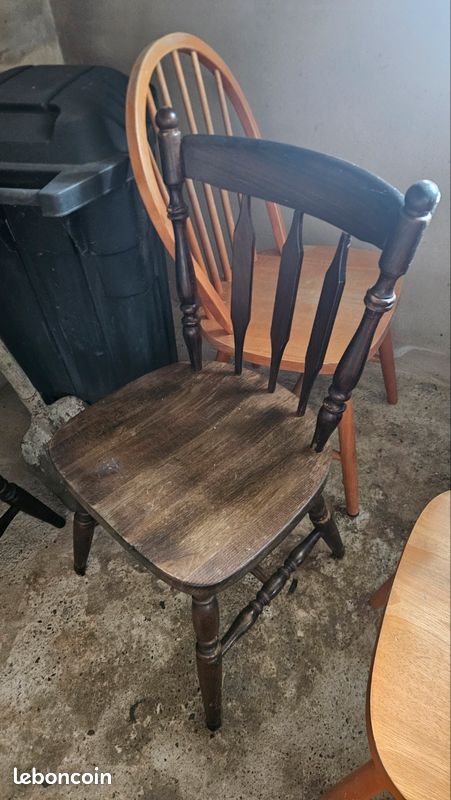 Chaises (image 2)