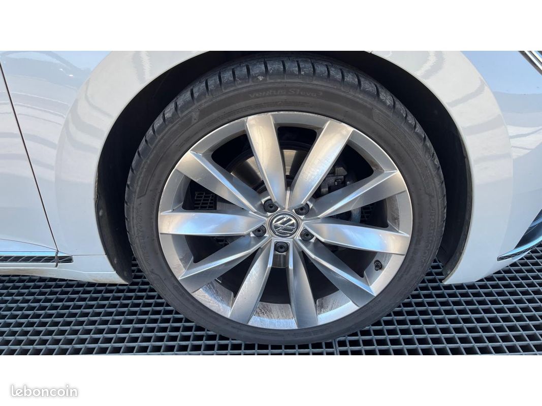 Volkswagen arteon elegance 2.0 tdi 150 bva - sieges chauffants av ar / camera 360 / regulateur adaptatif (image 36)