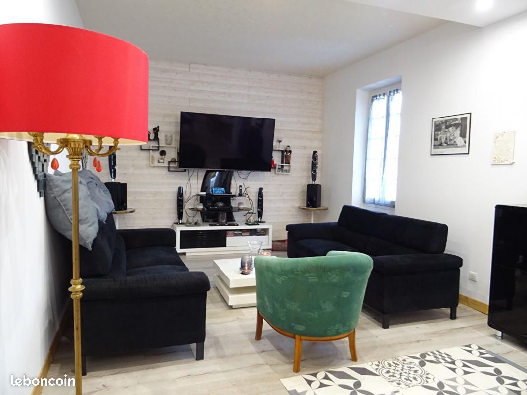 Maison 5 pièces 130 m² - Hagetmau 40700 (image 2)